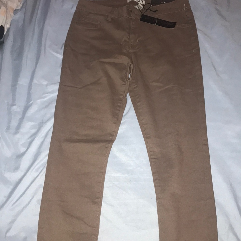 Tan  pants newwwww never worn has tags